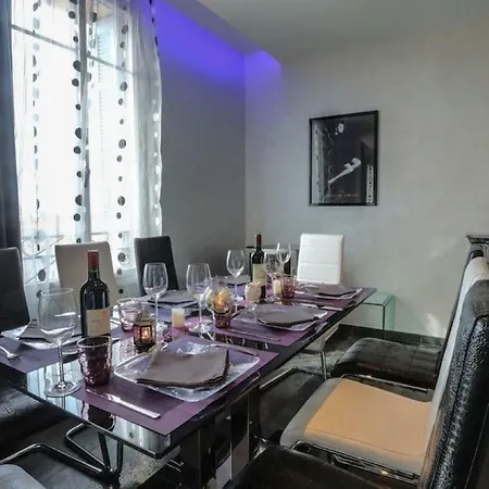 Bellisimo Apt Montagne Apartamento *